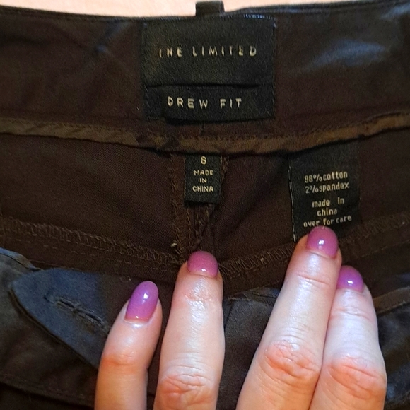 The Limited Drew Fit Size 8 Brown Shorts with Cuff - Picture 2 of 5